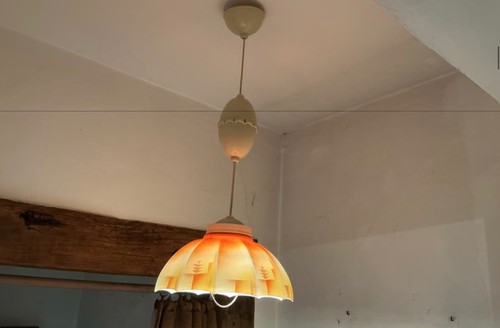 Antike küchenlampe mit - antike,