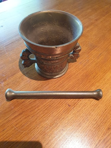 Antiker bronzemörser mit - antiker,