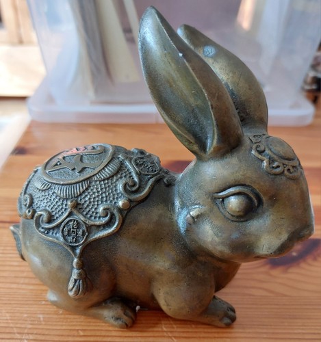 Metall hase aus china - aus,